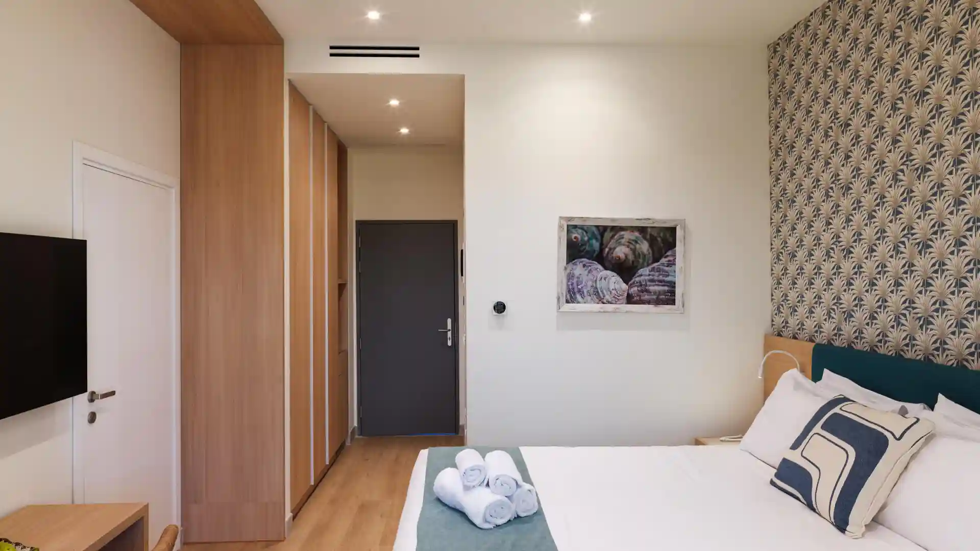 Deluxe Swim up Suite - Two Swim Up Rooms Interconnected