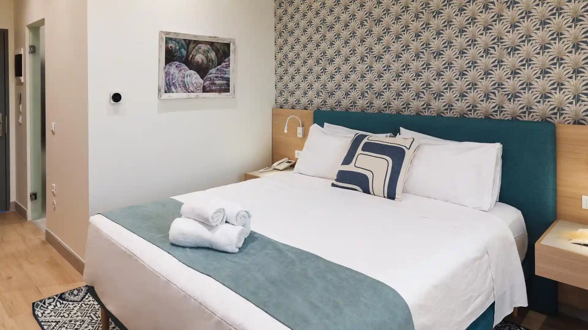 Deluxe Swim up Suite - Two Swim Up Rooms Interconnected