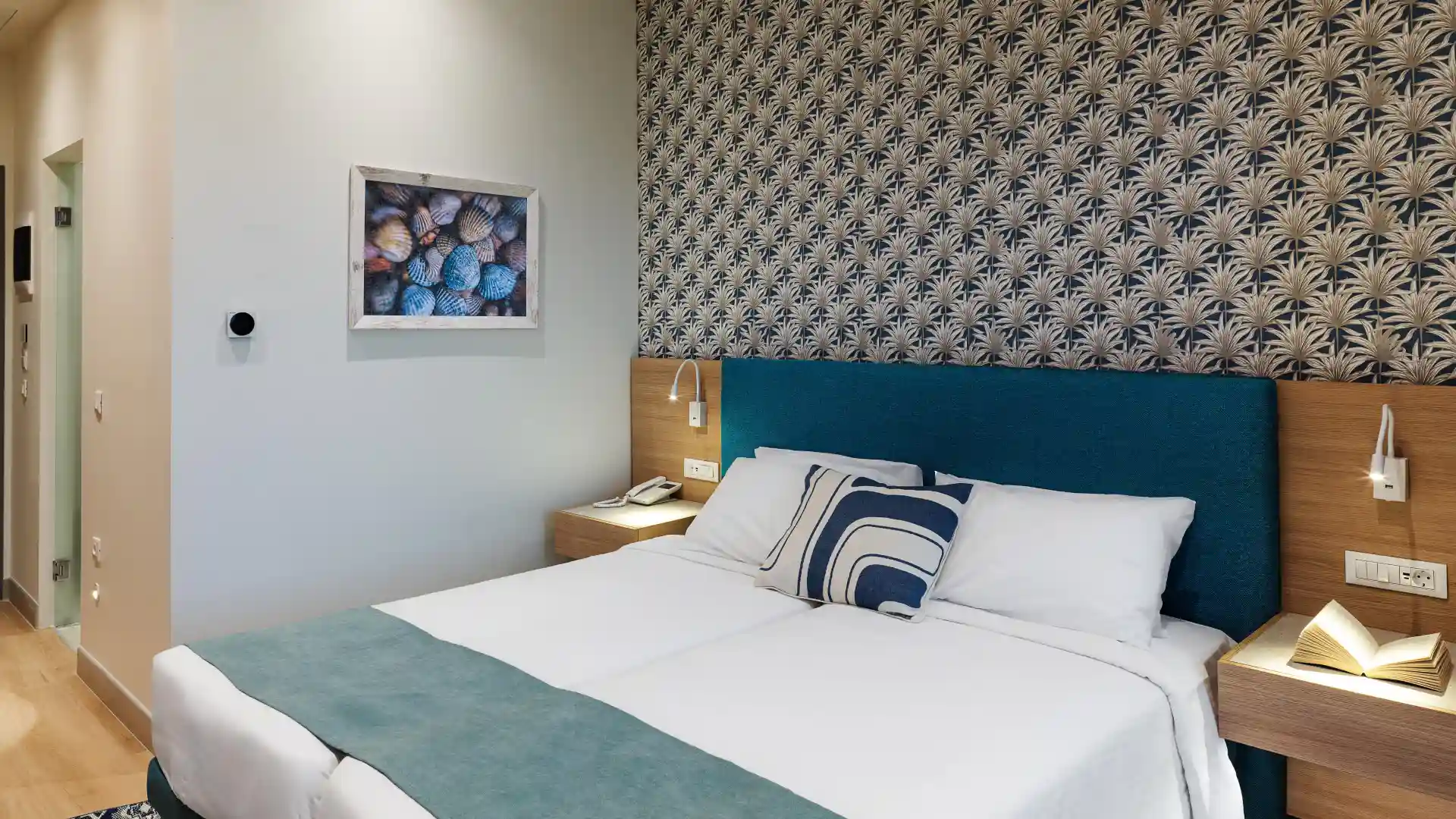 Premium Room Pool View