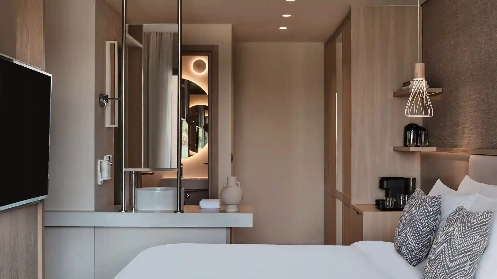 One-Bedroom Suite with Sea View & Private Pool