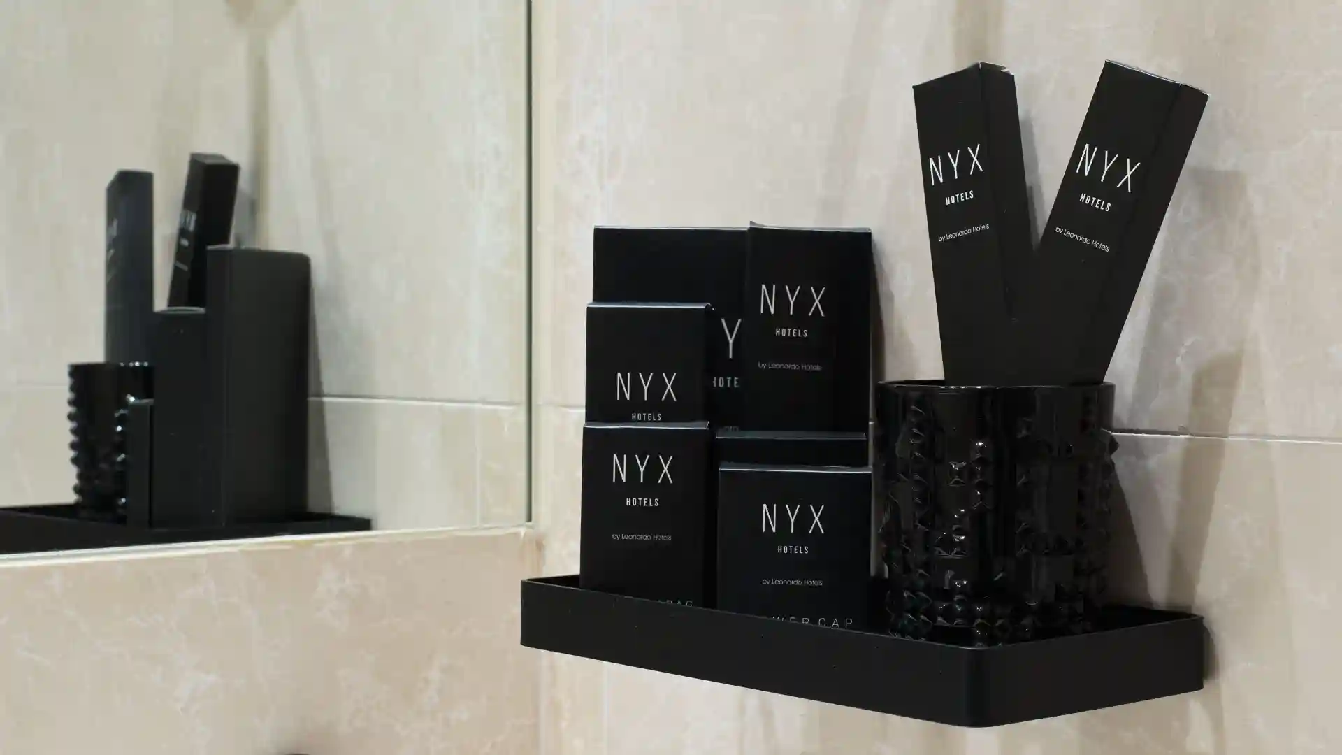 NYX Executive Suite communicante