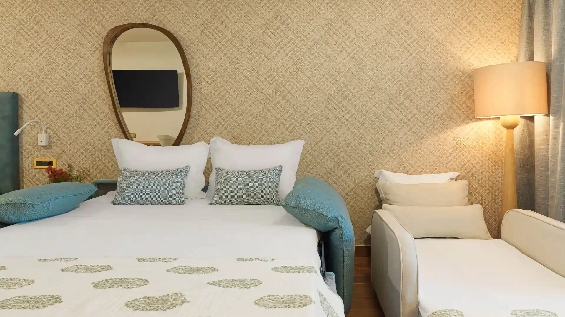 Chambre de Luxe avec vue sur le Jardin ou la Piscine